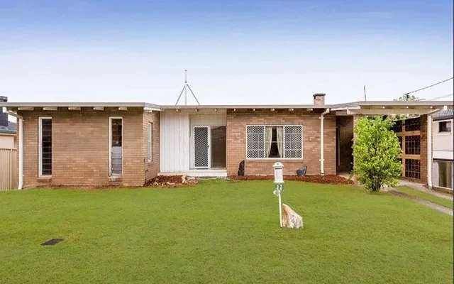 22 Lavinia St 0