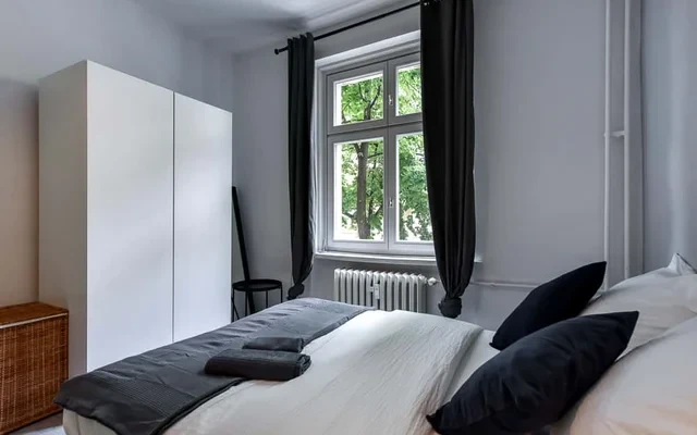 Gubener Strasse 53aDE-01-091-001H 4
