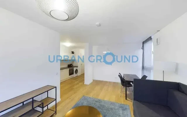 Furnished 2 Room Flat with Balcony - 25 mins from Alexanderplatz 2