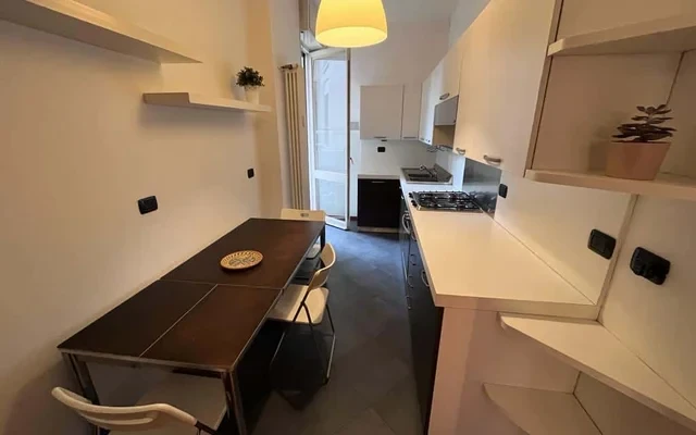 Trilocale - Via Lecco Monza 4