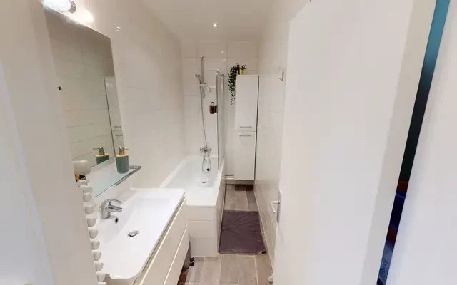 37 rue d'Amsterdam, 75008 4