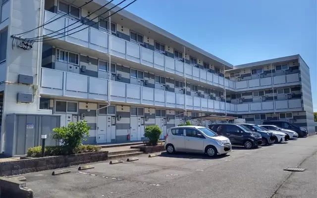 レオパレス愛 0