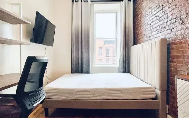 1088 Bedford Avenue, Brooklyn - chỗ ở sinh viên tại New York - 4 bed 1 bath