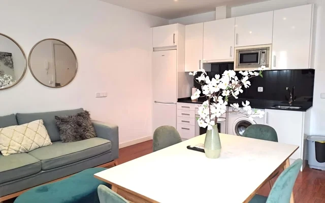 Apartment in Calle de El Escorial, Madrid for 88 m² with 2 bedrooms 2