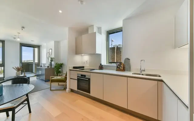 Lodge Road, London, NW8 7EU 3