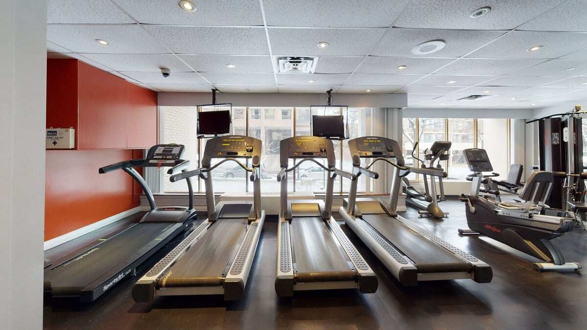 Sky Residence - Walmer Road & St. Clair Avenue West 2