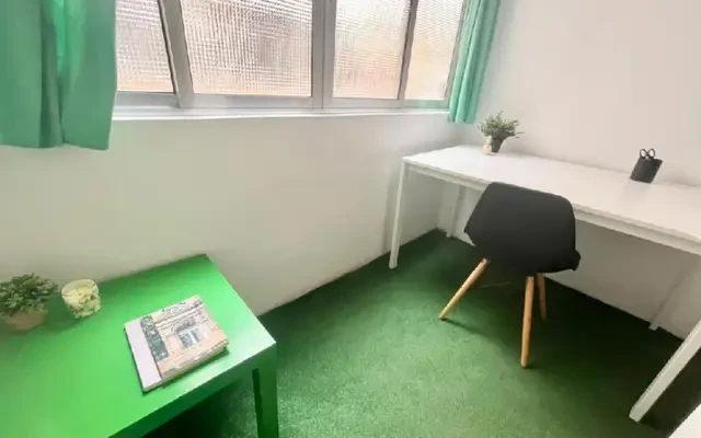 Stylish Double Bedroom close to Faculty of Education Science 4