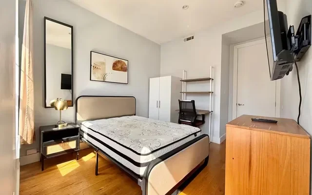 375 Vernon Avenue, Brooklyn 2