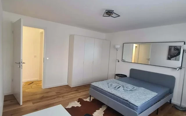 Josef-von-Hirsch-Strasse Planegg 82152 Germany 1