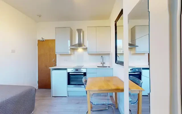 Talgarth Road, West Kensington 3