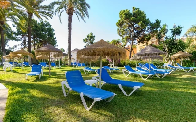 Marbella Este Next Marriott and Nikki B 3