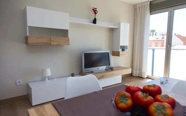 Apartamento de dos habitaciones Peris y Valero 3