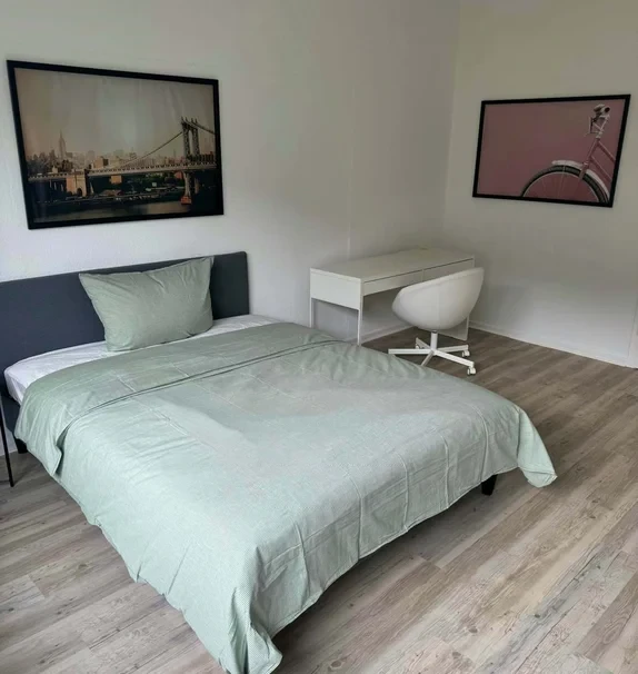 Luegallee Dusseldorf 40545 Germany