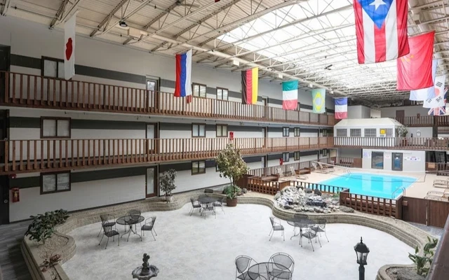 The Atrium Urbana 2
