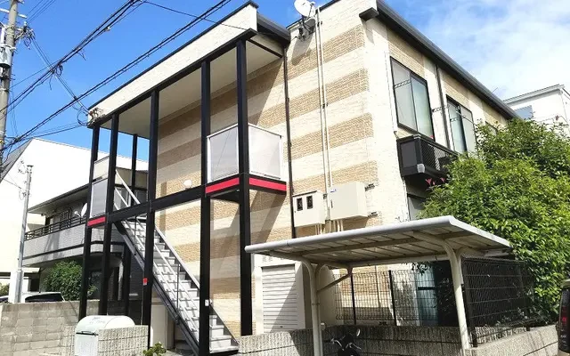 レオパレス西明石南 0