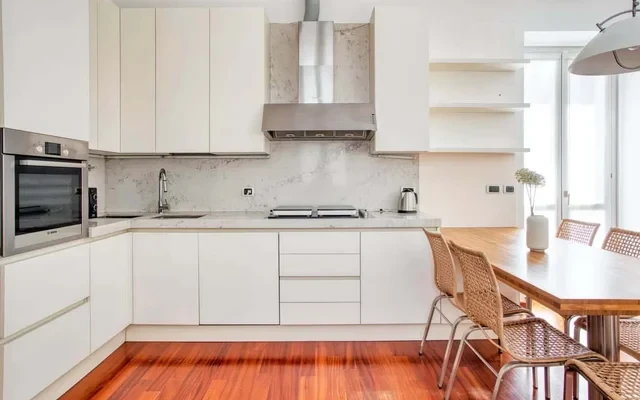 Apartment in Largo la Foppa 2