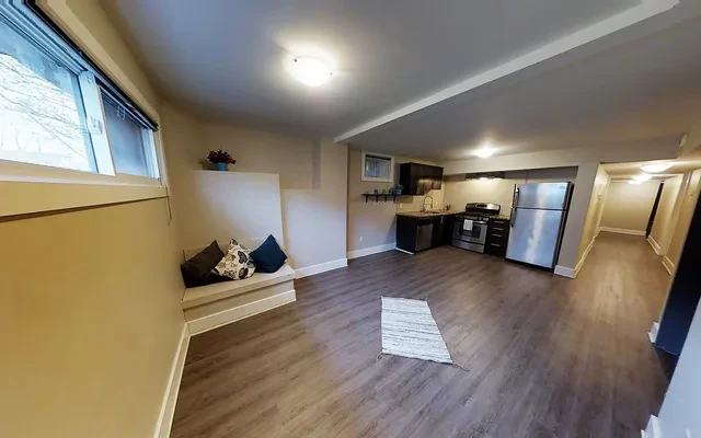 167 Aylmer 1