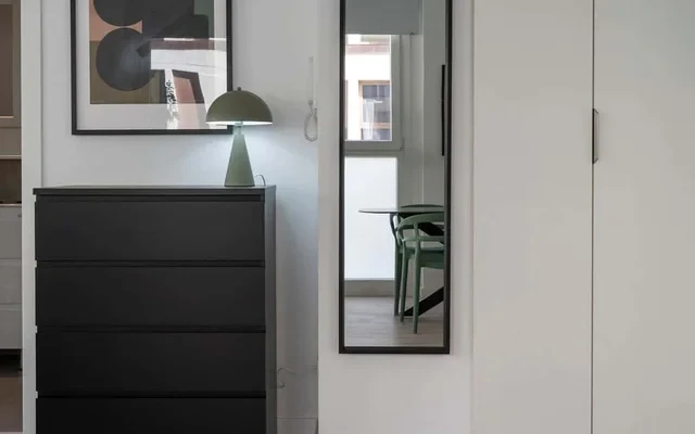 Luminoso Estudio en Centro de Valencia E1 4