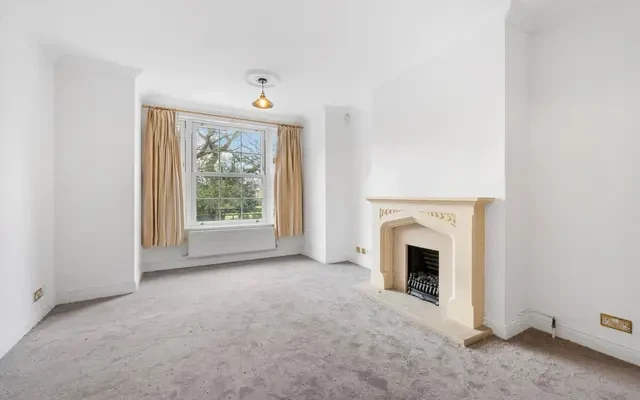 Chapman Square, Wimbledon, London, SW19 5QQ 3