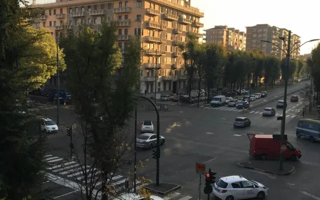 Single bedroom in a shared 5 bedroom apartment_ROOM4 0