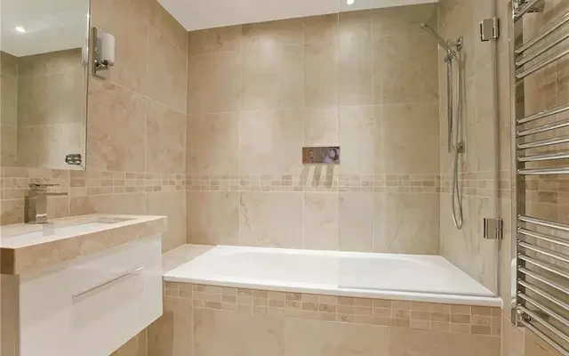 Edgware Road London W2 4