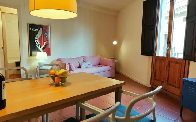 RL Spacious 2-Bed Apt on La Rambla. Wifi &Central 0