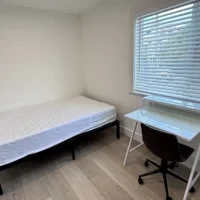 2124 Parker