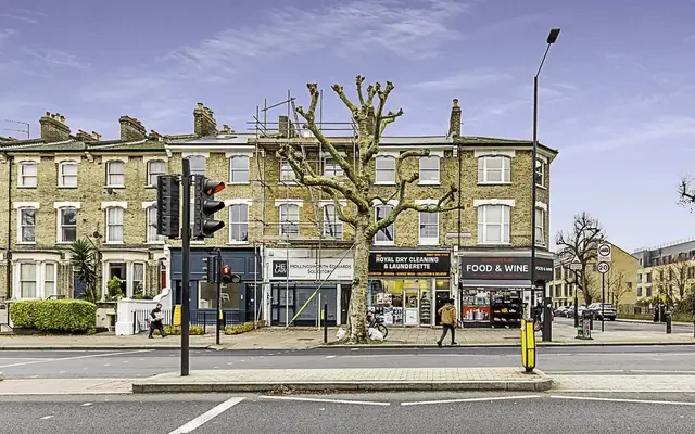 Shepherds Bush Road 12882# 0