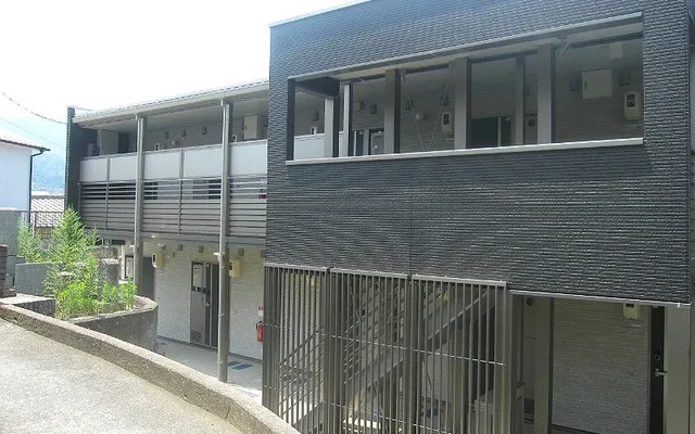 レオパレスＣｒｅａ 4