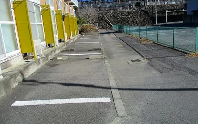 レオパレス赤坂 1