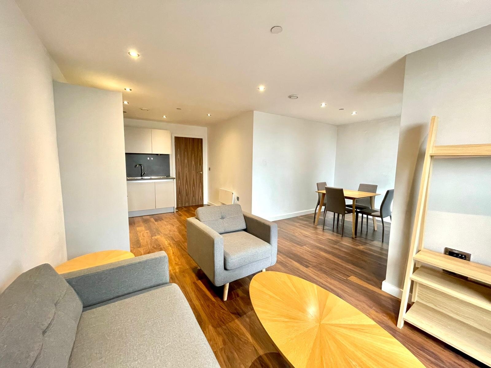 One Regent Apartment(NEX)