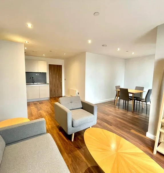 One Regent Apartment(NEX)
