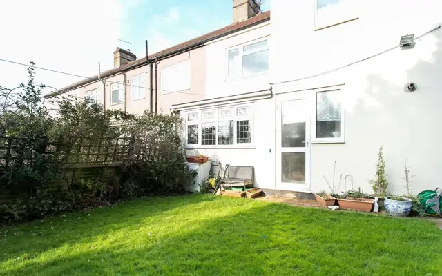 house in Ilford 2