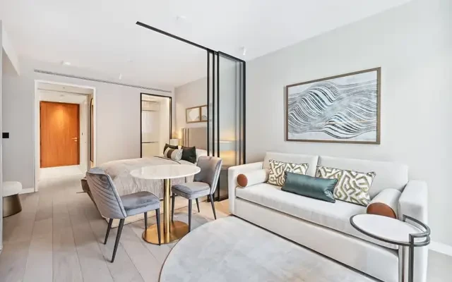 Hanover Square, Mayfair, W1S 2