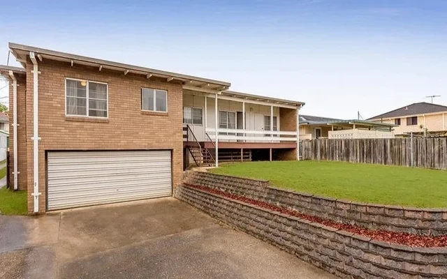 22 Lavinia St 2