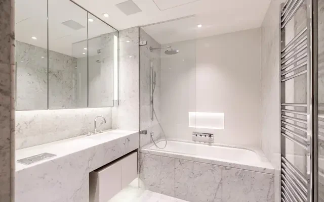 Duchess Walk, London, SE1 2RY 4