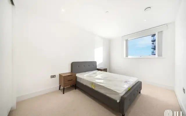 Gateway Tower, London E16 4