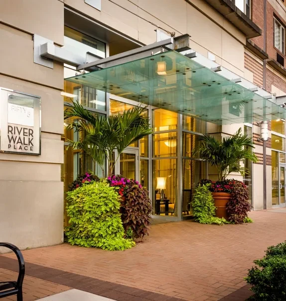 55 Riverwalk Place