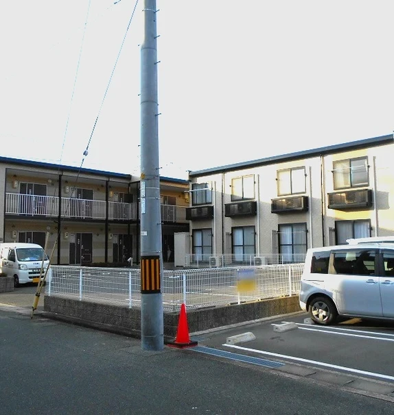 レオパレス神ヶ辻中