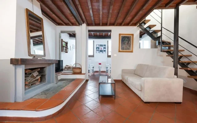 TORNABUONI Large Apartment 2