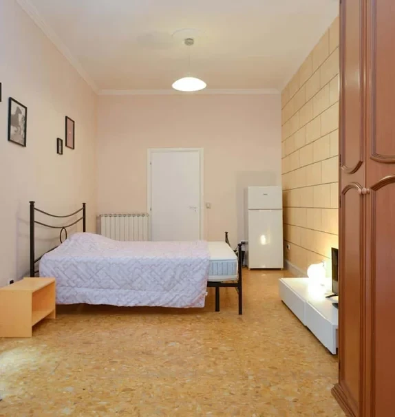 Private Room in Via Napoleone III