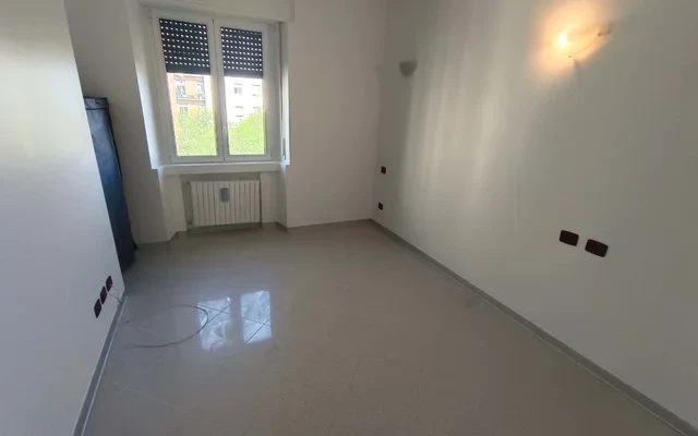 Apartment in Via Paolo Mantegazza, Milano for 50 m² with 1 bedrooms 2