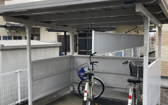 レオパレスフローラ 4