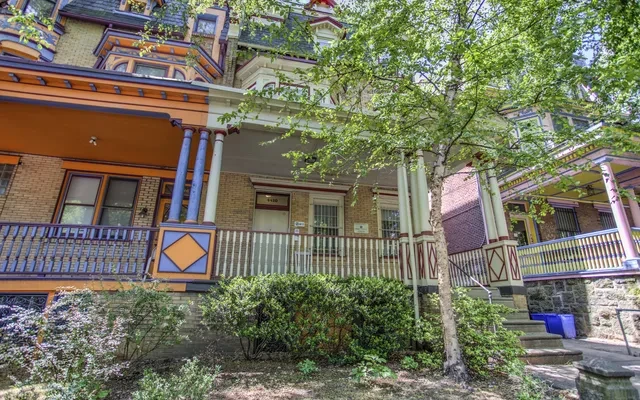 CA - 4410 Pine Street 1