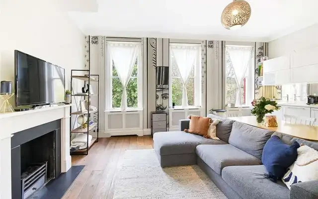 Nevern Square 0