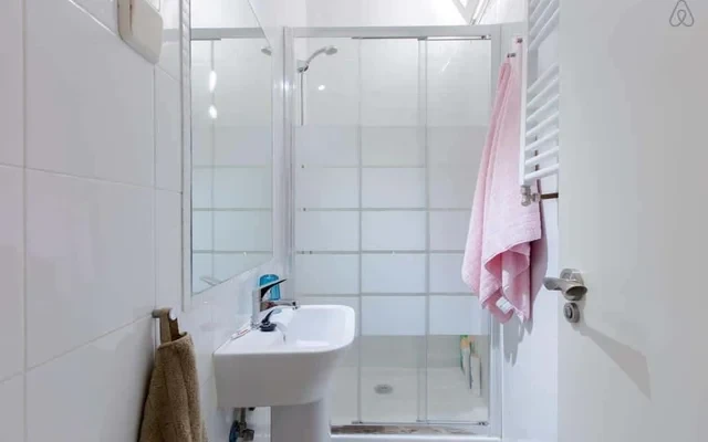 Habitacion de 15m2 en calle Toledo 2