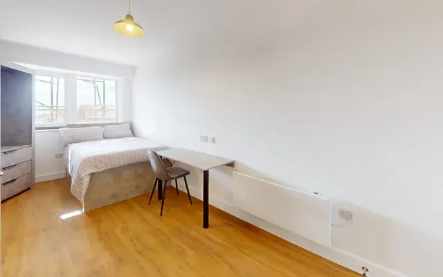 2 Lemyngton Street 3