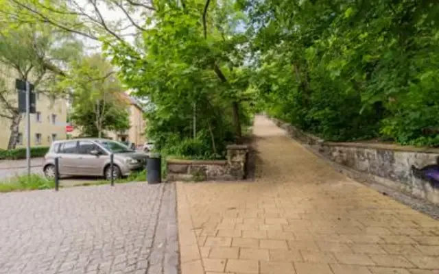 Snug 1-Bedroom apartment close to Volkspark Friedrichshain 4