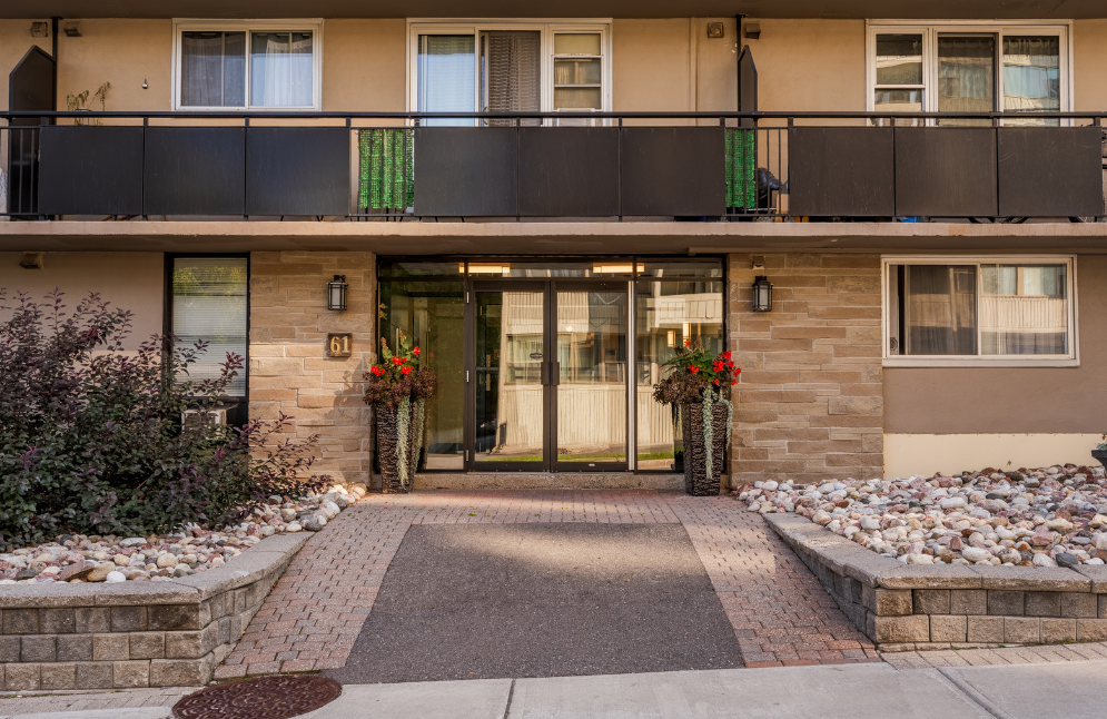 61 McEwen