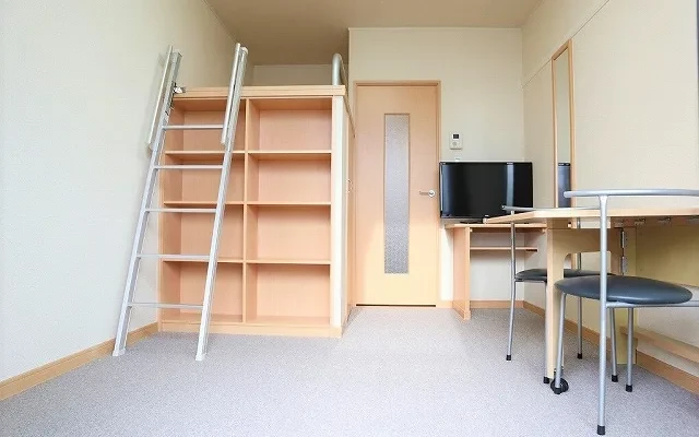 レオパレスポンセ - Kikugawa student accommodation - 206号房间(带独立厨房)